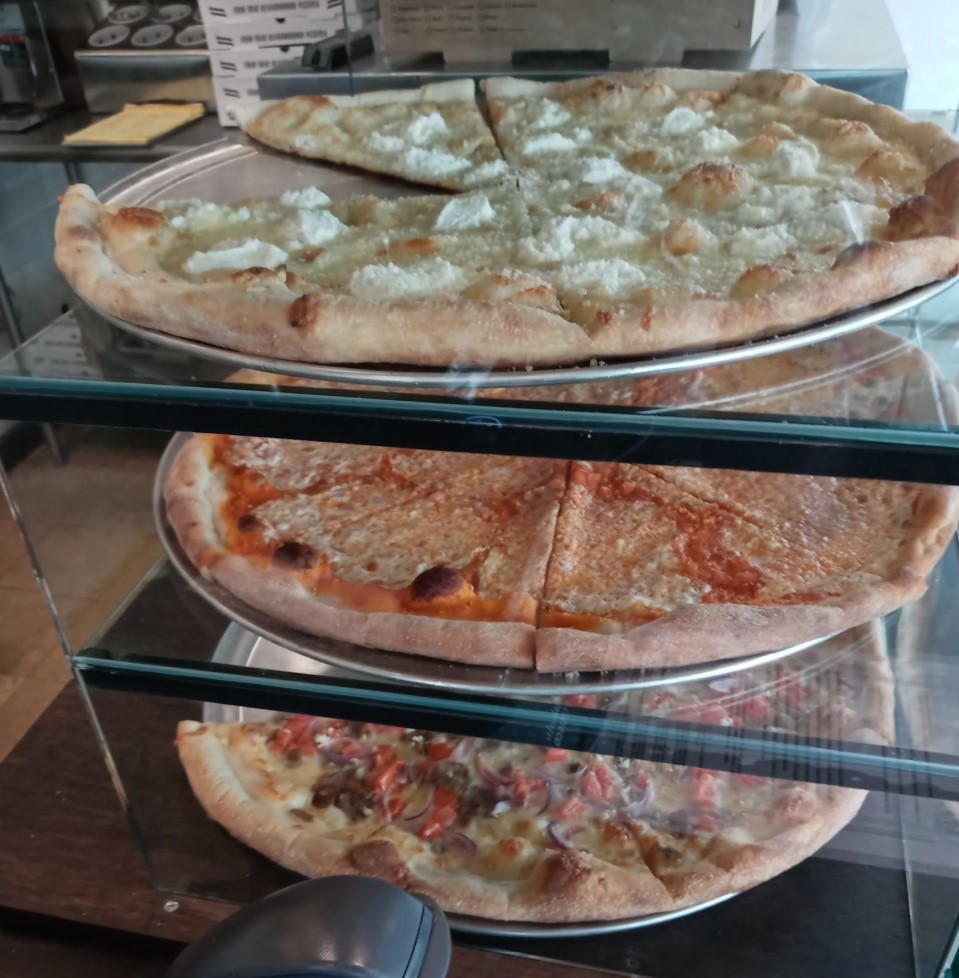 John and John's – A Pizza Shop – The Saboscrivner